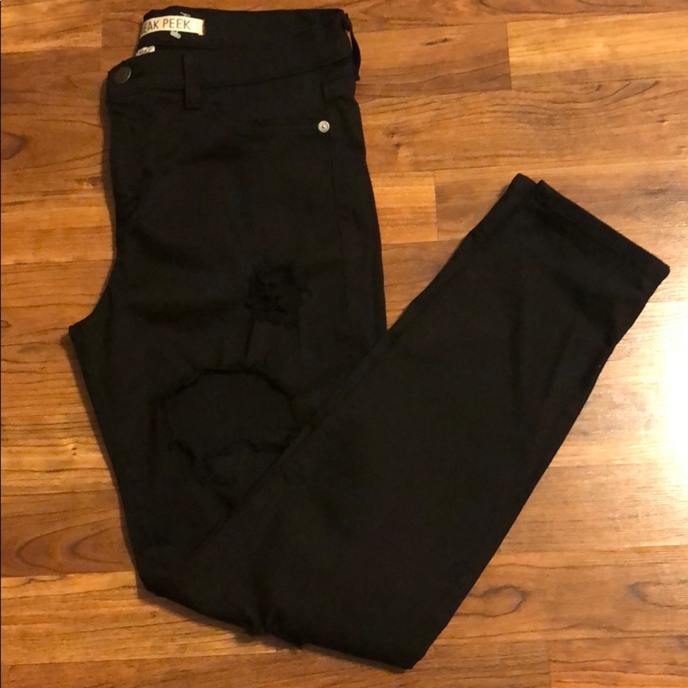 Sneak Peak jeans.